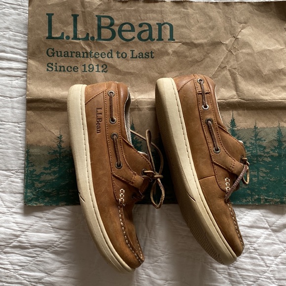 LL Bean Lakeside Boat Shoes - Picture 2 of 12